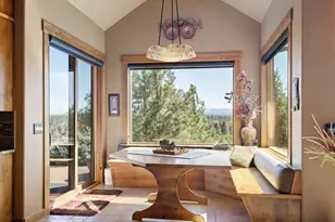 60985 Bachelor View Rd, Bend, OR 97702 - Photo 23