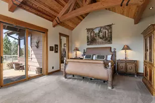 60985 Bachelor View Rd, Bend, OR 97702 - Photo 31