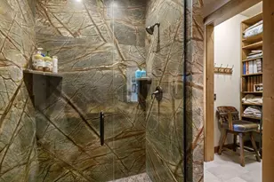 60985 Bachelor View Rd, Bend, OR 97702 - Photo 43