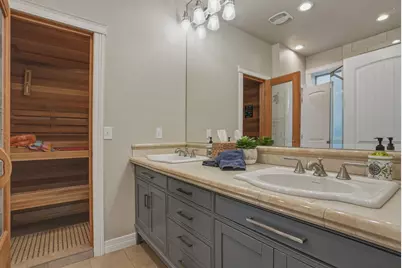 1041 E Timber Pine Drive, Sisters, OR 97759 - Photo 31