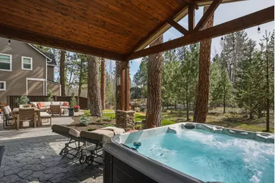 1041 E Timber Pine Drive, Sisters, OR 97759 - Photo 11