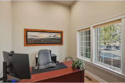 1041 E Timber Pine Drive, Sisters, OR 97759 - Photo 27