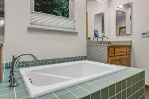 19397 Soda Springs Dr, Bend, OR 97702 - Photo 25