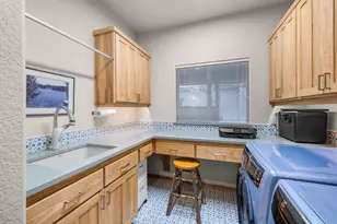 19397 Soda Springs Dr, Bend, OR 97702 - Photo 13
