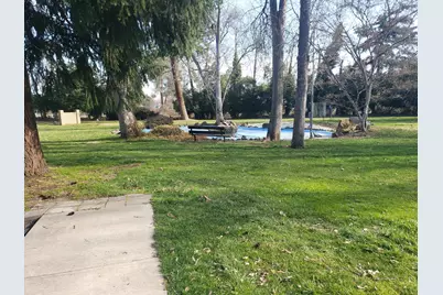 1055 N 5th Street #UNIT 3, Jacksonville, OR 97530 - Photo 11