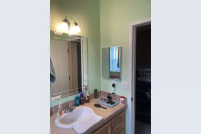 1055 N 5th Street #UNIT 3, Jacksonville, OR 97530 - Photo 9