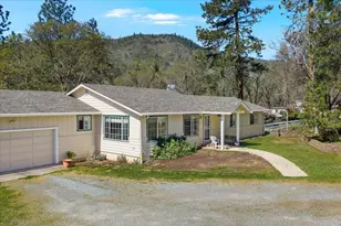 650 Board Shanty Creek Rd, Grants Pass, OR 97527 - Photo 25