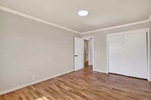 856 W 14th St, Medford, OR 97501 - Photo 17