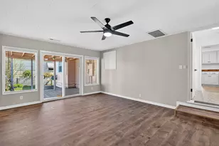 856 W 14th St, Medford, OR 97501 - Photo 19