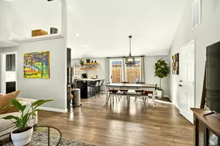 934 Pittview Ave, Central Point, OR 97502 - Photo 9