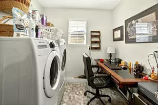 934 Pittview Ave, Central Point, OR 97502 - Photo 27