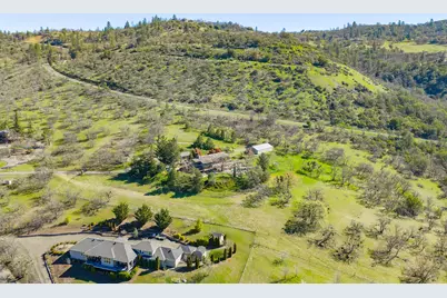 6023 Hillcrest Road, Medford, OR 97504 - Photo 57