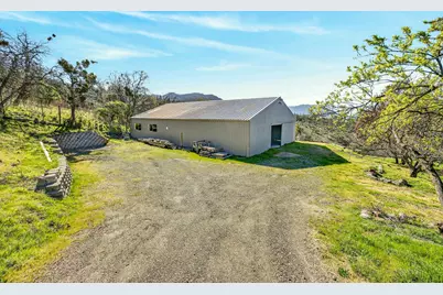 6023 Hillcrest Road, Medford, OR 97504 - Photo 69