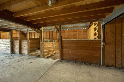 6023 Hillcrest Road, Medford, OR 97504 - Photo 73