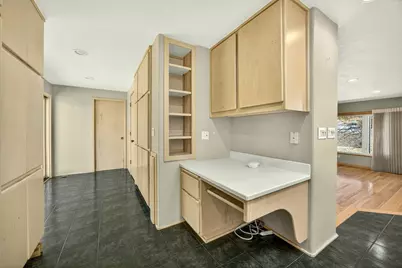 6023 Hillcrest Road, Medford, OR 97504 - Photo 19