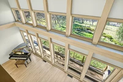 6023 Hillcrest Road, Medford, OR 97504 - Photo 13