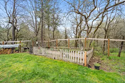 [Address not provided], Rogue River, OR 97537 - Photo 39