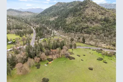 [Address not provided], Rogue River, OR 97537 - Photo 47