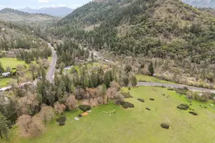 3134 W Evans Creek Rd, Rogue River, OR 97537 - Photo 47