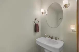 4690 W Antler Ave, Redmond, OR 97756 - Photo 9