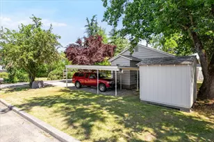307 Tussey Ln, Grants Pass, OR 97527 - Photo 13