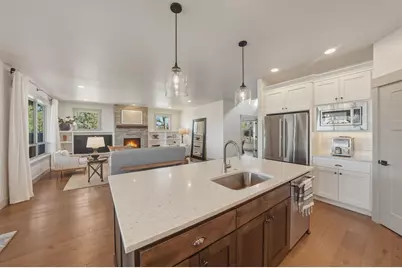 2005 NW Glassow Drive, Bend, OR 97703 - Photo 11