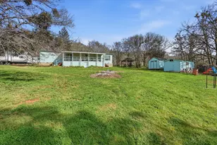 235 Ann Roy Dr, Grants Pass, OR 97527 - Photo 21