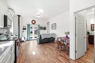 235 Ann Roy Dr, Grants Pass, OR 97527 - Photo 15