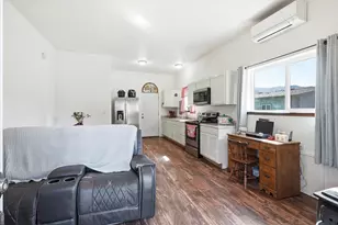 235 Ann Roy Dr, Grants Pass, OR 97527 - Photo 13