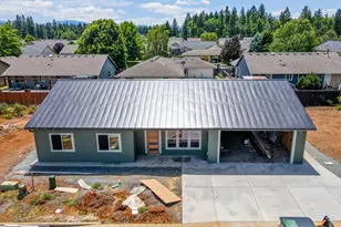405 Cece Ln, Cave Junction, OR 97523 - Photo 15