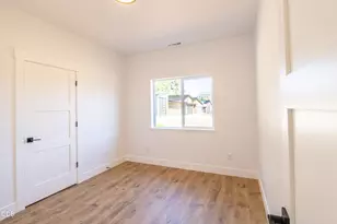 405 Cece Ln, Cave Junction, OR 97523 - Photo 23