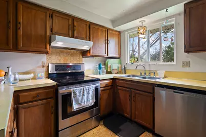 1584 NW Spray Court, Roseburg, OR 97471 - Photo 5