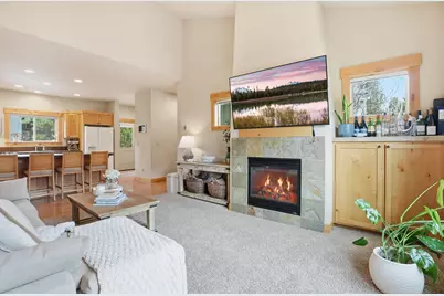 115 NW Mount Washington Drive, Bend, OR 97703 - Photo 5