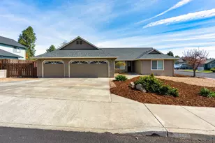 3647 SW Xero Ave, Redmond, OR 97756 - Photo 3