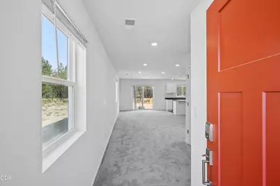 51718 Jubilee Pine Dr, La Pine, OR 97739 - Photo 5