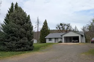 5498 Butte Falls Hwy, Eagle Point, OR 97524 - Photo 15