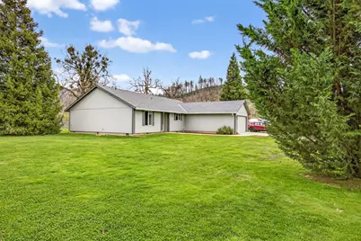 5498 Butte Falls Highway, Eagle Point, OR 97524 - Photo 29