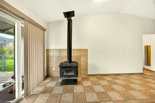 5498 Butte Falls Hwy, Eagle Point, OR 97524 - Photo 21