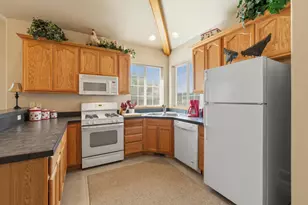 5006 Swallow Ct, Klamath Falls, OR 97601 - Photo 7