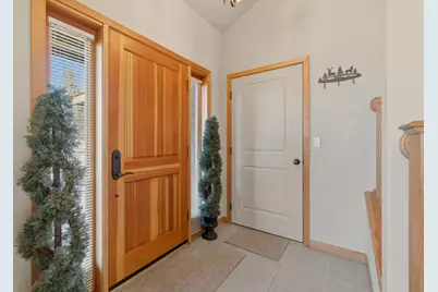 5006 Swallow Court, Klamath Falls, OR 97601 - Photo 5