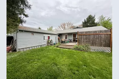 920 SW Pine Street, Grants Pass, OR 97526 - Photo 13