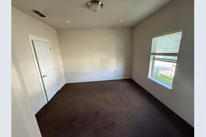 741 SW Kinsington Court, Grants Pass, OR 97526 - Photo 5