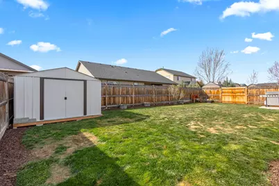 3174 SW Cascade Avenue, Redmond, OR 97756 - Photo 27