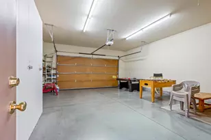 1885 Cinnamon Teal Dr, Redmond, OR 97756 - Photo 35