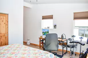 310 E Rapp Rd, Talent, OR 97540 - Photo 7