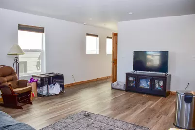 310 E Rapp Road, Talent, OR 97540 - Photo 21