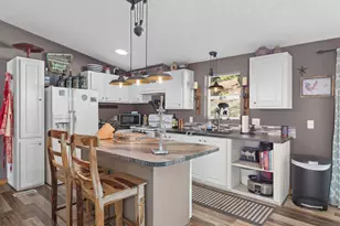 5191 Pleasant Creek Rd, Rogue River, OR 97537 - Photo 5