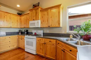 1176 NE Hudspeth Ln, Prineville, OR 97754 - Photo 7