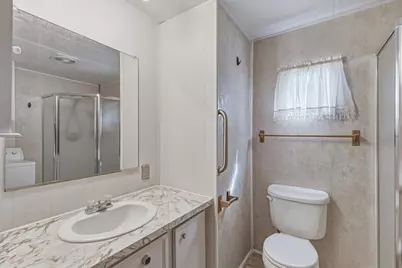 325 Sandlewood Drive, Grants Pass, OR 97526 - Photo 17