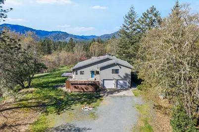 697 E Intervale Road, Grants Pass, OR 97527 - Photo 1